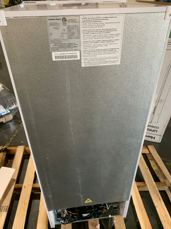 Photo 1 of ***TRUCK/TRAILER PICKUP ONLY***
Hamilton Beach HBFRF10OAMZ HBFRF101OAMZ HBFRF1010_AMZ, 10 cu ft, Upright Freezer, White