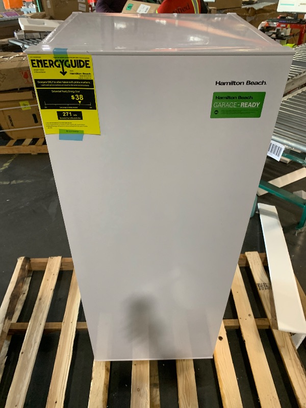 Photo 1 of ***TRUCK/TRAILER PICKUP ONLY***
Hamilton Beach HBFRF10OAMZ HBFRF101OAMZ HBFRF1010_AMZ, 10 cu ft, Upright Freezer, White
