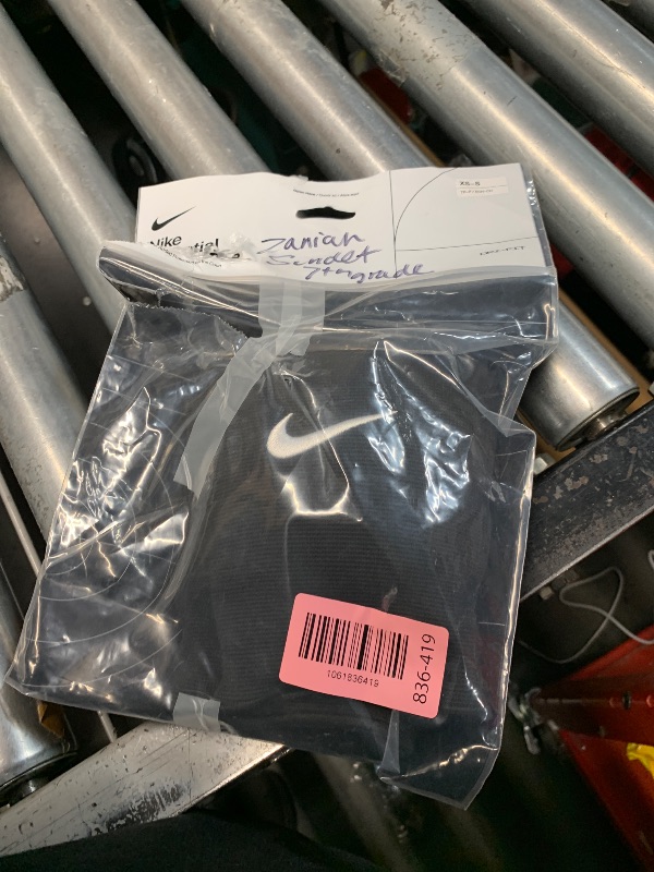 Photo 1 of ***DAMAGED - SEE NOTES/PICTURES*** Nike Essentials Volleyball Knee Pad, Black, X-Small/Small