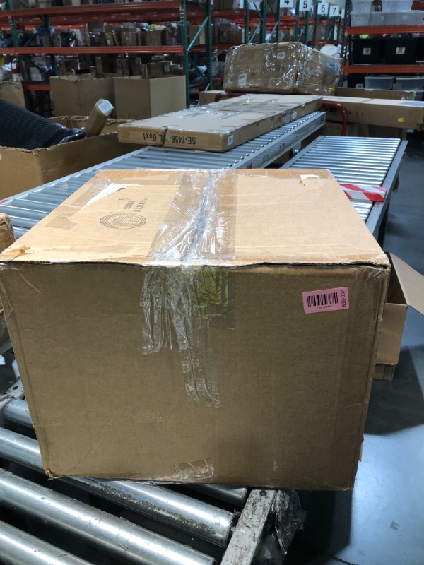 Photo 1 of *** STOCK PHOTO FOR REFERENCE ONLY *** Queen Quilted Fitted Mattress Pad – Soft Pillow Top Mattress Topper, Down Alternative Fill, Cooling Comfort Breathable Mattress Cover, Machine Washable Deep Pocket Mattress Protector, White