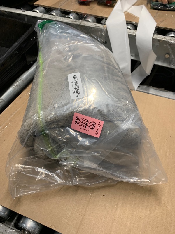 Photo 1 of ***(HEAVILY USED/ MINOR DAMAGE)***Exclusivo Mezcla Extra Large Fleece Throw Blanket for Couch, Sofa, 300GSM Super Soft and Warm Blankets, Grey Throw All Season Use, Cozy, Plush, Lightweight, 50x70 Inches