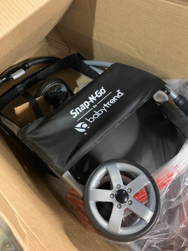 Photo 1 of (used)(see all images) Baby Trend Snap N Go EX Polyester Lightweight Foldable Universal Single Infant Car Seat Carrier