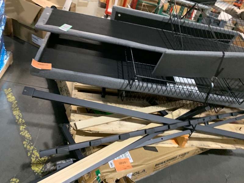 Photo 1 of (truck/ trailer pick up only)
king size head board, support legs, head board, foot board, wood slats