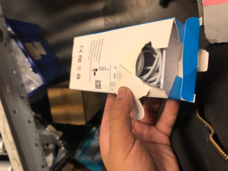 Photo 1 of [Apple MFi Certified]Magnetic Wireless Charger Apple Mag Safe Charger,15W 6FT Fast Wireless Charging Pad for Apple iPhone 16 Pro Max/16 Pro/16 Plus/15 Pro Max/14/13/12/AirPods3/2/Pro/Pro2,Charging Pad