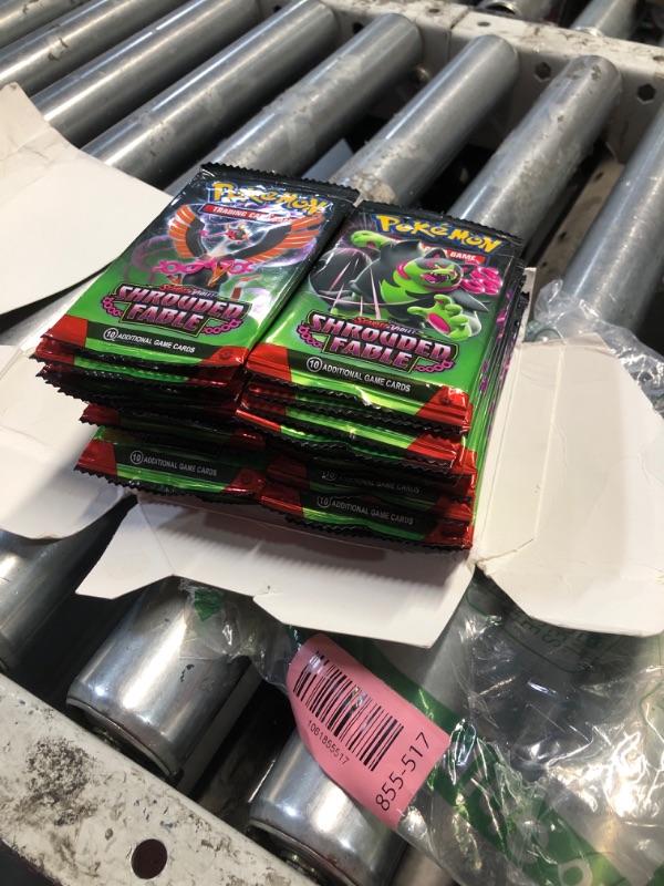 Photo 1 of ***DAMAGED - SEE NOTES/PICTURES*** POKEMON TCG: SCARLET AND VIOLET SHROUDED FABLE BOOSTER BUNDLE