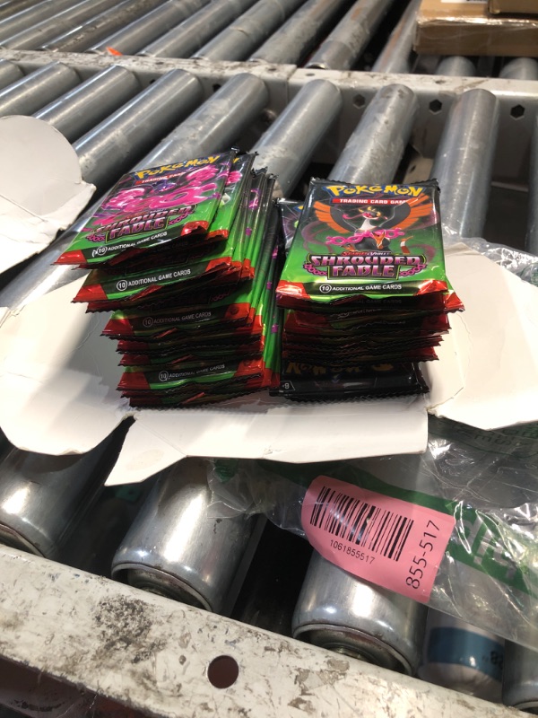 Photo 1 of ***DAMAGED - SEE NOTES/PICTURES*** POKEMON TCG: SCARLET AND VIOLET SHROUDED FABLE BOOSTER BUNDLE