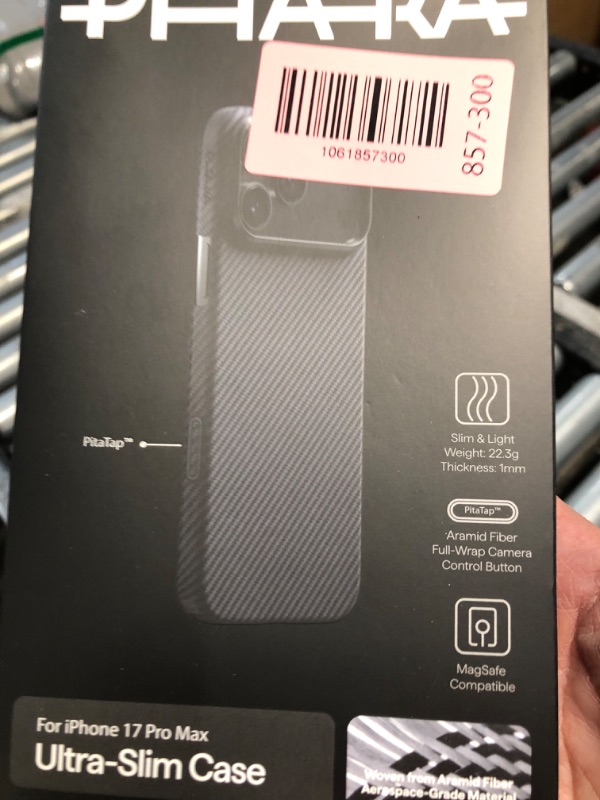 Photo 1 of (used)(incomplete) pitaka for iPhone 17 Pro Max Case 6.9" with Camera Control Button, Compatible with MagSafe, Ultra-Slim Case