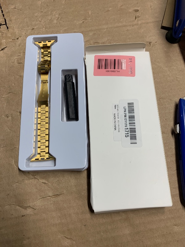 Photo 1 of ***(MINOR DAMAGE/ SEE NOTES)***WFEAGL Slim Metal Watch Band Compatible with Apple Watch 38mm 40mm 41mm 42mm(Series 10), Dressy Stainless Steel Strap for Women iWatch Bands Series10/9/8/7/6/5/4/3/2/1/SE(Gold)