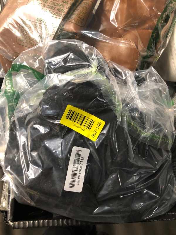 Photo 1 of ***MISSING PARTS***
Hoosige 12 Pcs Christmas Stocking 18'' Bulk Thick Plush Fabric Hanging Christmas Stocking Decorations for Xmas Holiday Family Party Tree Fireplace Classic Ornaments (Black)