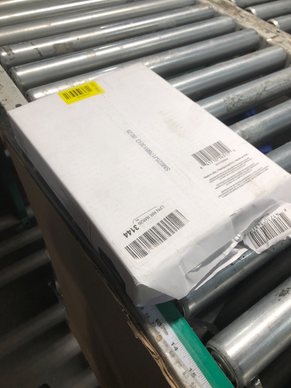 Photo 1 of ***Only one packet of papers***Amazon Basics Multipurpose Copy Printer Paper, 20 lb, 8.5 x 11 Inches, 10 Reams (5,000 Sheets), 92 Bright, White