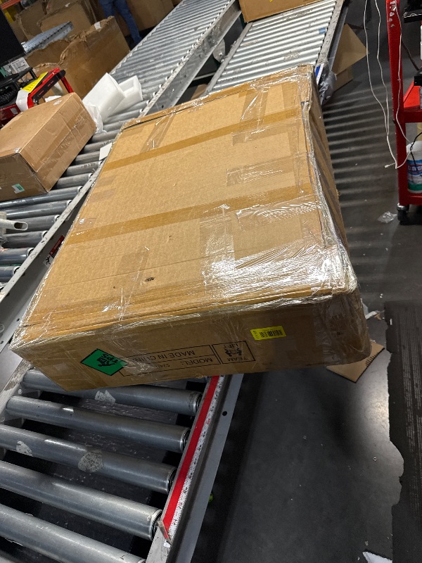 Photo 1 of ***Lights flicker ***
Arulvmrn Vanity Desk with 29.53" HD Lighted Mirror, 47.24" Big Modern Vanity Desk with Mirror and Lights, Makeup Vanity with 5 Drawers and Storage Shelves and Charging Station,Brown