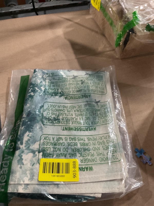 Photo 1 of (MISSING 1) Artoid Mode Green Tree Snow Christmas Placemats Set of 4, 12x18 Inch Seasonal Winter Table Mats for Party Kitchen Dining Decoration