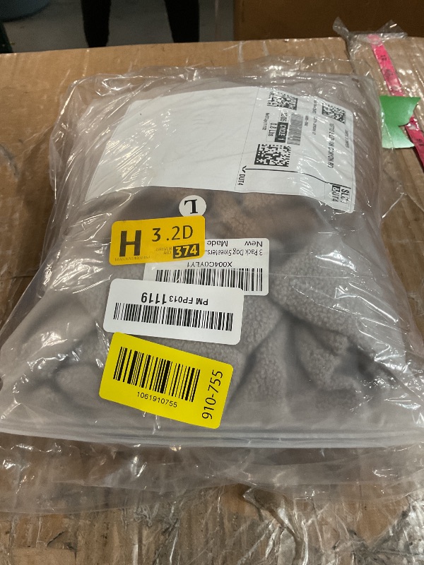 Photo 1 of ***MISSING PARTS***
3 Pack Dog Sweaters for Large Dogs, Fleece Dog Sweater Large Pet Clothes Turtleneck Soft Warm Pet Sweatshirt Boy Girl(Gray+Blue+Coffee,L)