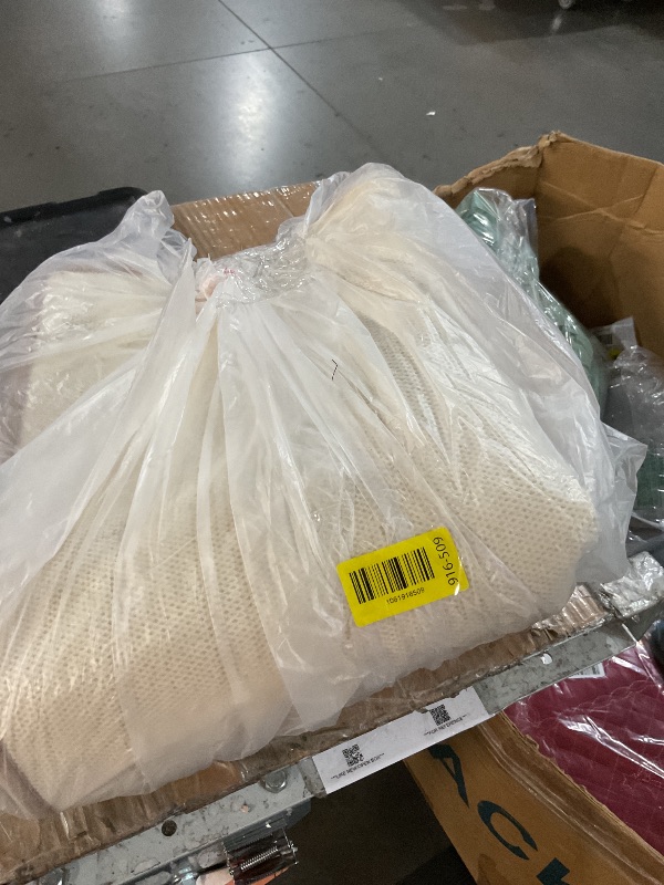 Photo 1 of HUAHOO Money Rugs 100 Dollar Bill Runner Cool Area Rug for Living Room Kitchen Rug Laundry Runner Rug Bedroom Bathroom Mat (31.5" x 78.7")