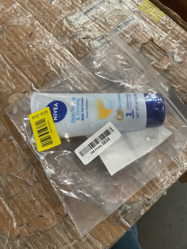 Photo 1 of *******Stock photo reference****** Aquaphor Baby Diaper Rash Paste - For Serious Diaper Rash and Flare-ups - 3.5 Oz. Tube