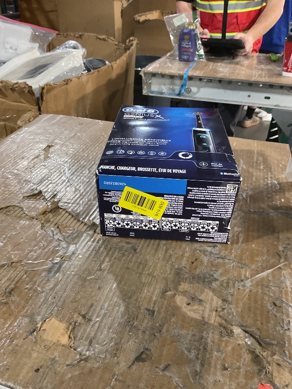 Photo 1 of * factory sealed *
Oral-B Genius X Limited Rechargeable Electric Toothbrush with 1 Replacement Brush Head, Travel Case, Midnight Black