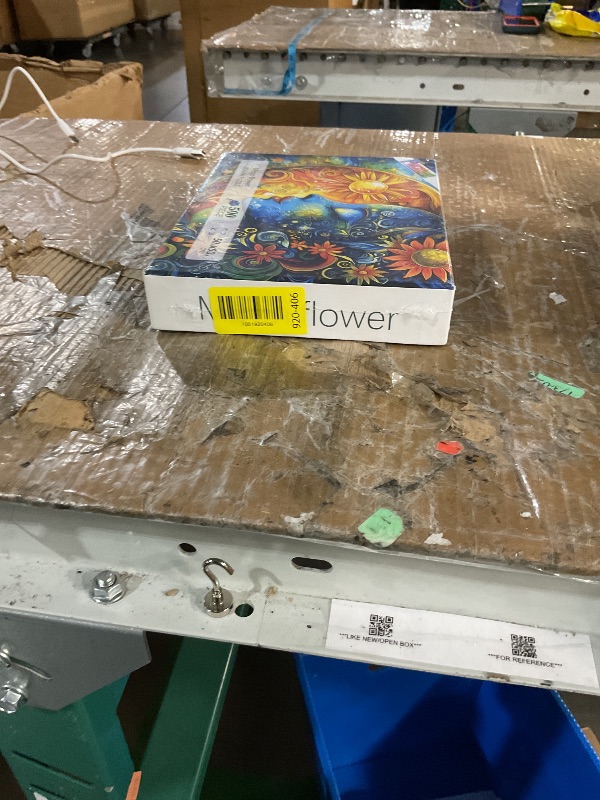 Photo 1 of * factory sealed *
PuzzOne Moon Sun Face Art Jigsaw Puzzle 500 Pieces for Adults Beautiful Flower Fantasy Puzzle with Letters on Back Perfect Family Challenge & Game Night Ideal for Adults Seniors (20x20 Inch)
