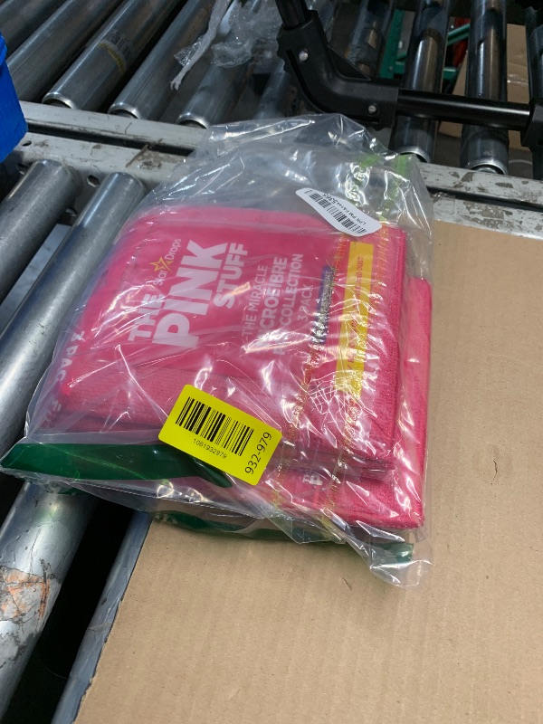 Photo 1 of ***MISSING PARTS***
Stardrops The Pink Stuff Miracle Microfibre Pad Collection – Durable, Dual-Sided Scrubbing & Cleaning Pads for Tough Stains and Everyday Messes (6 Pack)