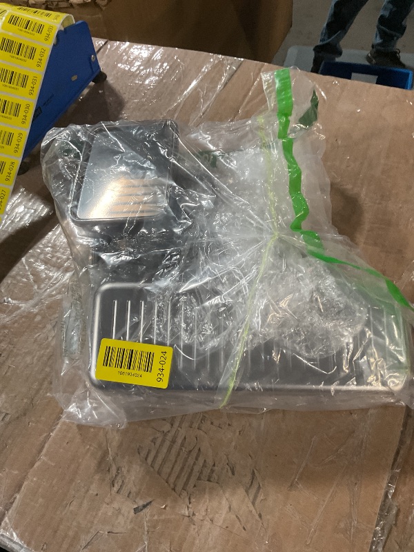 Photo 1 of ***MISSING PARTS***
Hushee 6 Pack Bacon Cheese Container for Refrigerator, 304 Stainless Steel Airtight Deli Meat Container, Dishwasher Safe Fridge Storage Fruit Lunch Storage with Lids for Fridge, 4 Sizes