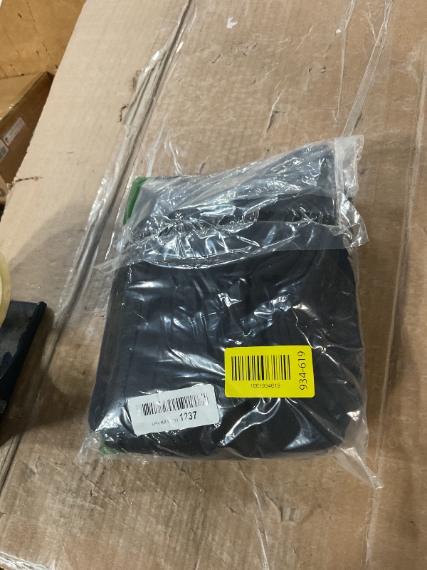 Photo 1 of * only comes with a black pair *
The Children's Place Boys Active Fleece Jogger Pants, Black/Heather Gray 2 Pack, Large