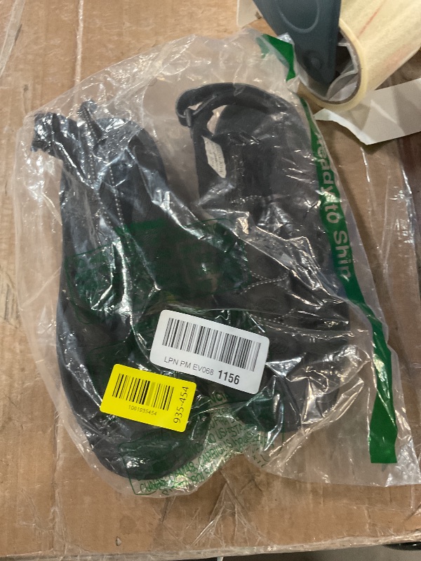 Photo 1 of * bottoms are dirty *
***STOCK IMAGE FOR REFERENCE***
Men's Trekport N2 Sandal. Size 38.