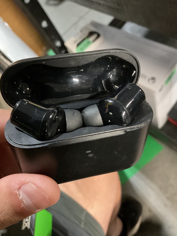 Photo 1 of ***FOR PARTS ONLY/ NON-FUNCTIONAL*** NEW Razer Hammerhead Pro HyperSpeed Wireless Gaming Earbuds for PC, PlayStation, Switch, Mobile: Adjustable ANC - Fast Wireless Charging Case - 30 Hr Battery - Bluetooth 5.3 - Chroma RGB - Black