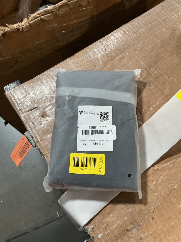 Photo 1 of ***(STOCK PHOTO FOR REFERENCE ONLY/ COLOR IS GREY)***JELUTAR Drawstring Backpack for Men Women Water-Resistant Gym Bag with Shoe Compartment Lightweight String Sport Sackpack for Basketball Soccer Swimming and Travel GREY