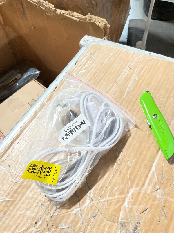 Photo 1 of ? 15ft Light Bulb Socket with Cord,E26/ E27 Lamp Base Desktop 15ft Light Socket with Cord Light Bulb Base E26/ E27 Lamp Base Desktop Include Screw Cord On/Off Switch Hanging,Light Socket with Cord