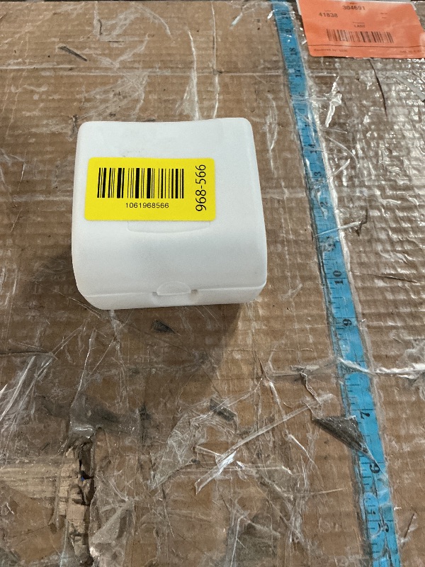 Photo 1 of ***(PARTS ONLY/ NON FUNCTIONAL)***TOPBOMED Electronic Blood Pressure Monitor,Wrist Blood Pressure Monitor 2x99 Reading Memory for Adults Wrist BP Monitor with Carrying Case for Home Use