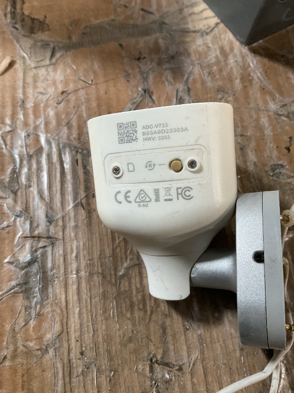 Photo 1 of * product is very dirty and used *
Google Nest Cam Outdoor (Wired, 2nd Gen) - Security Camera with 2K Video and Gemini, Night Vision, 2-Way Audio - Works with Google Home - 2025 Model - Hazel