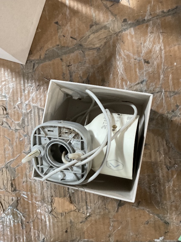 Photo 1 of * product is very dirty and used *
Google Nest Cam Outdoor (Wired, 2nd Gen) - Security Camera with 2K Video and Gemini, Night Vision, 2-Way Audio - Works with Google Home - 2025 Model - Hazel