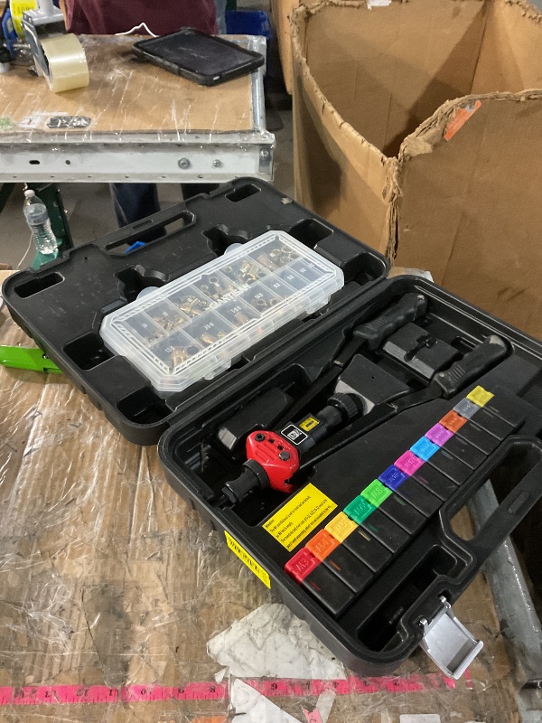 Photo 1 of ***BOTH HANDLES ARE SNAPPED IN HALF** major damage** ** GIANTISAN Rivet Nut Tool Kit,16-Inch Rivnut Tool Kit with 12 Metric and SAE Mandrels, 176Pcs Rivet nut Assortment Kit, Designed for Labour Saving