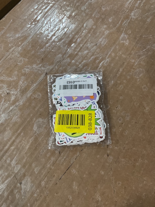 Photo 1 of 100Pcs Spanish Motivational Stickers Spanish Aesthetic Inspirational Stickers Gifts for Water Bottle Laptop Luggage Skateboard Snowboard for Student Back to School Decoration (Spanish Motivational)