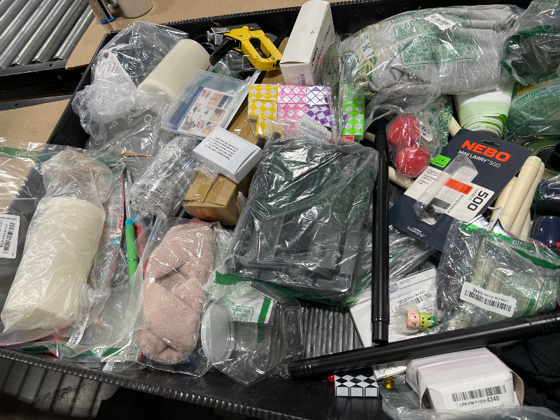 Photo 1 of box of mixed items