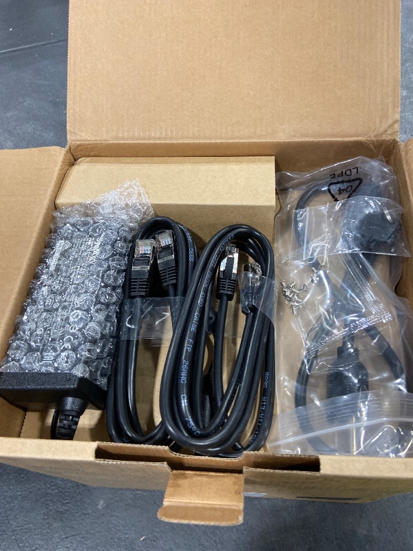 Photo 1 of Synology 6 bay 2.5" NAS DS620slim (Diskless)