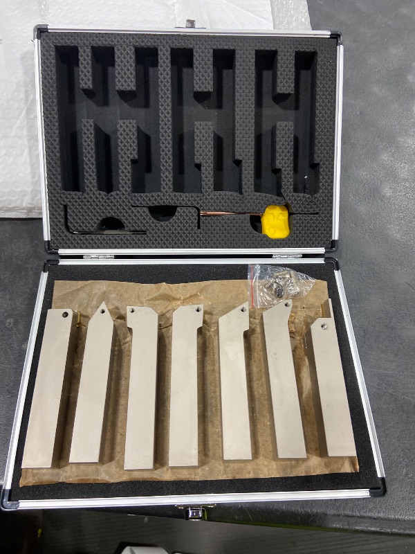 Photo 1 of OSCARBIDE 3/4"Shank Nickel Plated Indexable Lathe Turning Tool Holder 7 Pieces/Set,CNC Heavy-Duty Metal Lathe Tools for Turning Grooving Threading Cut Off Holders Set,Tin Coated Carbide Inserts