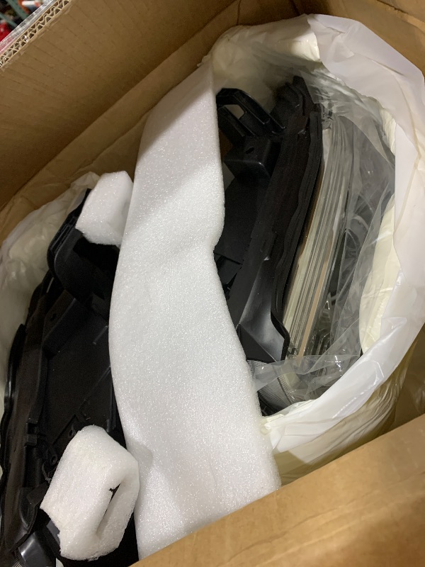 Photo 1 of Headlight Assembly Compatible with GMC Sierra 2014-2018 1500 | 2015-2019 2500HD/3500HD Base/Denali/SLE/SLT, Halogen Headlamp Replacement W/O LED DRL, With Bulbs, Chrome Housing White Reflector