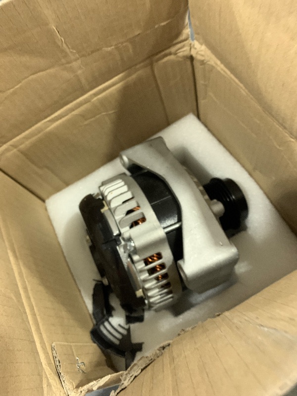 Photo 1 of Yeoflagtrade 84143540 High Output Alternator Fit for 2014-2018 Chevy Silverado GMC Sierra 1500 2015-2020 Suburban Tahoe Yukon Denali Cadillac Escalade 4.3 5.3 6.2L Alternator 12V 170AMP #22949467