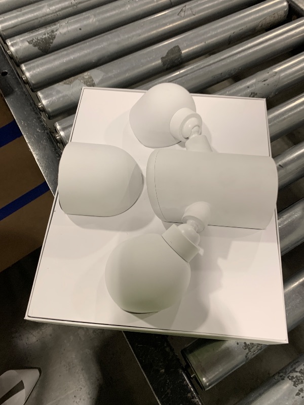 Photo 1 of Google Nest Cam with Floodlight - Outdoor Camera - Floodlight Security Camera, White, 1 Count (Pack of 1)