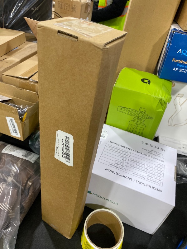 Photo 1 of 1 Pack Gold Spring Tension Curtain Rod 28-48 Inches, 7/8" inch Adjustable Curtain Rod No Drill, Anti-slip Spring Curtain Rod for Windows Bathroom Kitchen Closet Doorway