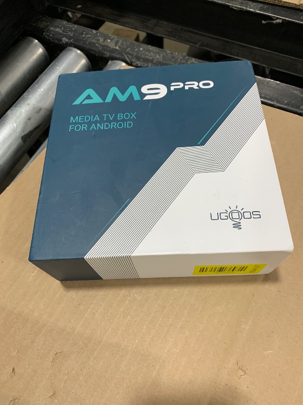 Photo 1 of Ugoos AM9 PRO TV Box Android 14.0 Amlogic S905X5-J 4GB RAM 64GB ROM 2.4G/5G Dual WiFi Ethernet 1000M USB 3.0 BT5.3 Support AV1 VP9 H.265 4K HDR Box