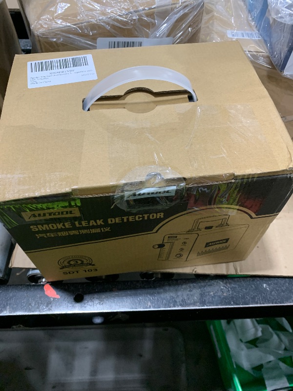 Photo 1 of *****NONFUNCTIONAL PARTS ONLY******
Autool  Machine Automotive Leak Detector,0-0.46PSI Evap Vacuum Smoke Diagnostic Tester,Pipeline Fuel Leakage Detector Compatible with 12V Vehicles