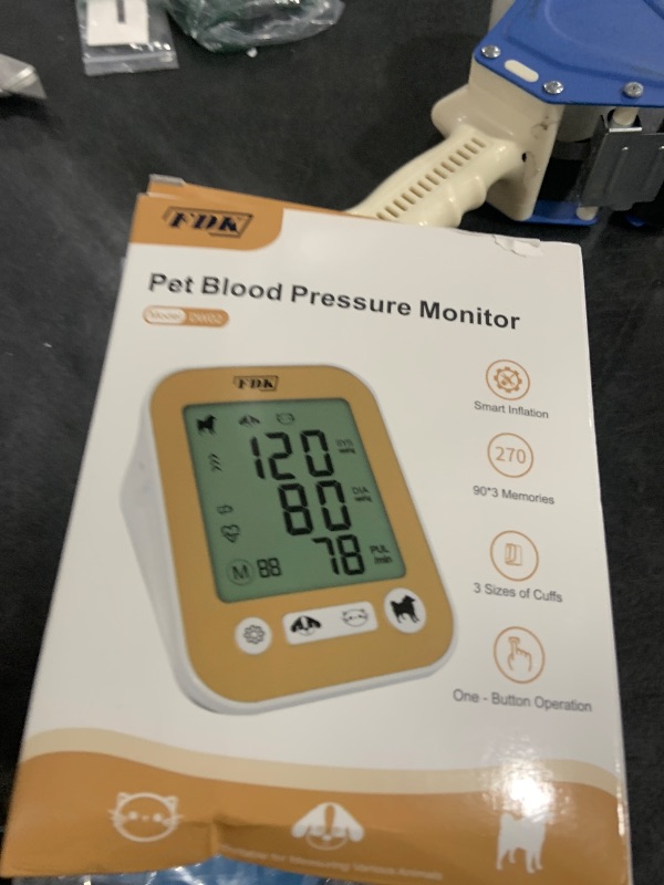 Photo 1 of Veterinary Blood Pressure Monitor for Pet Dog and Cat, Animal Automatic Digital BP Machine with Large LCD Screen Backlight 3 Cuffs 270 Data Memory Silent