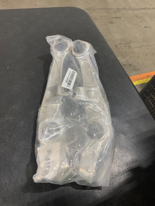 Photo 1 of ADIGARAUTO K641594 K641595 2PCS Front Lower Control Arm Compatible with 2003-2004 Infiniti G35 Nissan 350Z