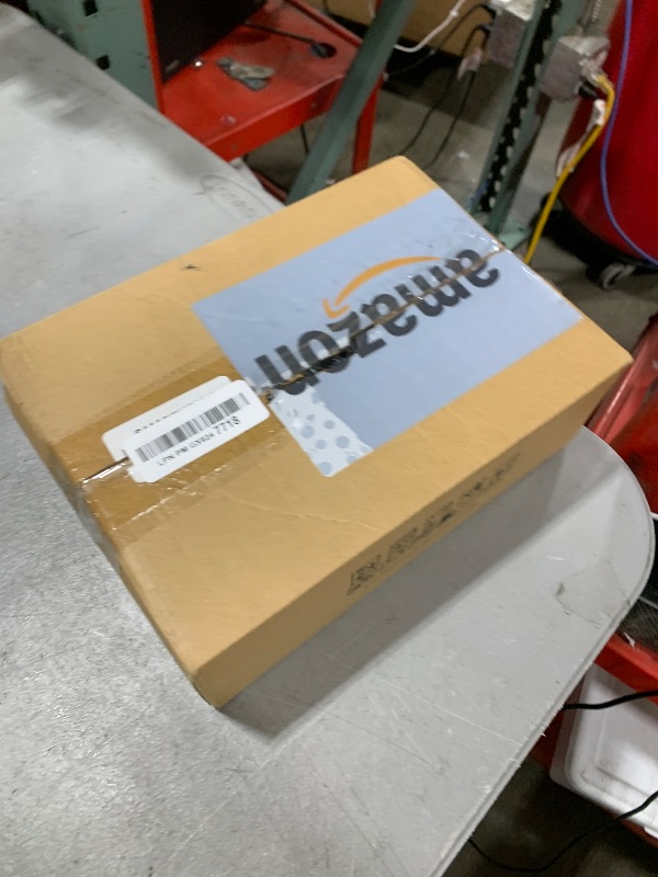 Photo 1 of 10 Hour Red Burgundy Floating Candles Large 3 Inch Unscented Dripless Pool Water Wax Candles for Vases, Centerpieces at Wedding, Party, Holiday, Set of 12