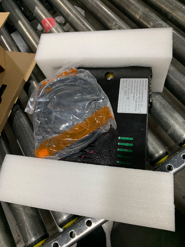 Photo 1 of Portable 20000 in 1 Metal Box 3D Arcade Game Console, 22 inch Screen Retro Electronic Game Console, with Search/Hide/Save/Load/Pause Functions
