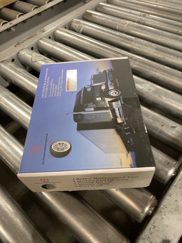 Photo 1 of NLNE Tire Pressure Monitoring System 8 Sensors/4.5" RV TPMS with Flow Thru Sensors 0-199PSI/6 Alerts Monitor for Trailer/Truck/Camper/5th Wheel,Signal Booster/No Removal Inflation