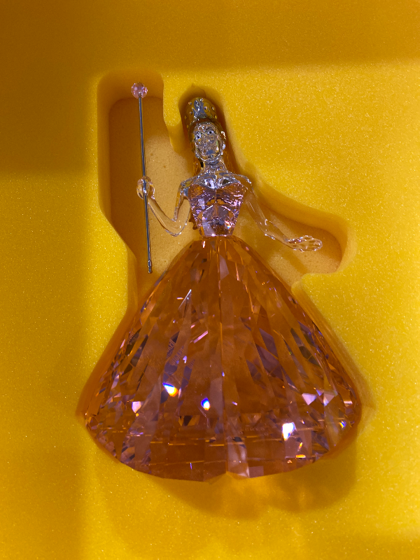 Photo 1 of Swarovski Wicked Glinda Upland