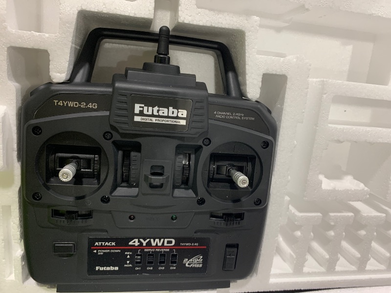 Photo 1 of ATTACK 4YWD (2.4GHz): T / R set 025877