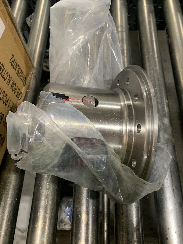 Photo 1 of Yukon Gear & Axle Differential 26020
